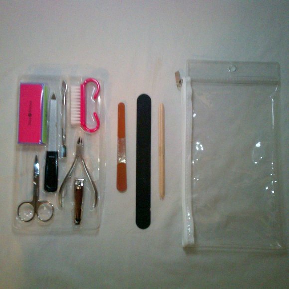 Deluxe Manicure - Pedicure Kit.  Bundle (10+)  Never Used! - Picture 3 of 9
